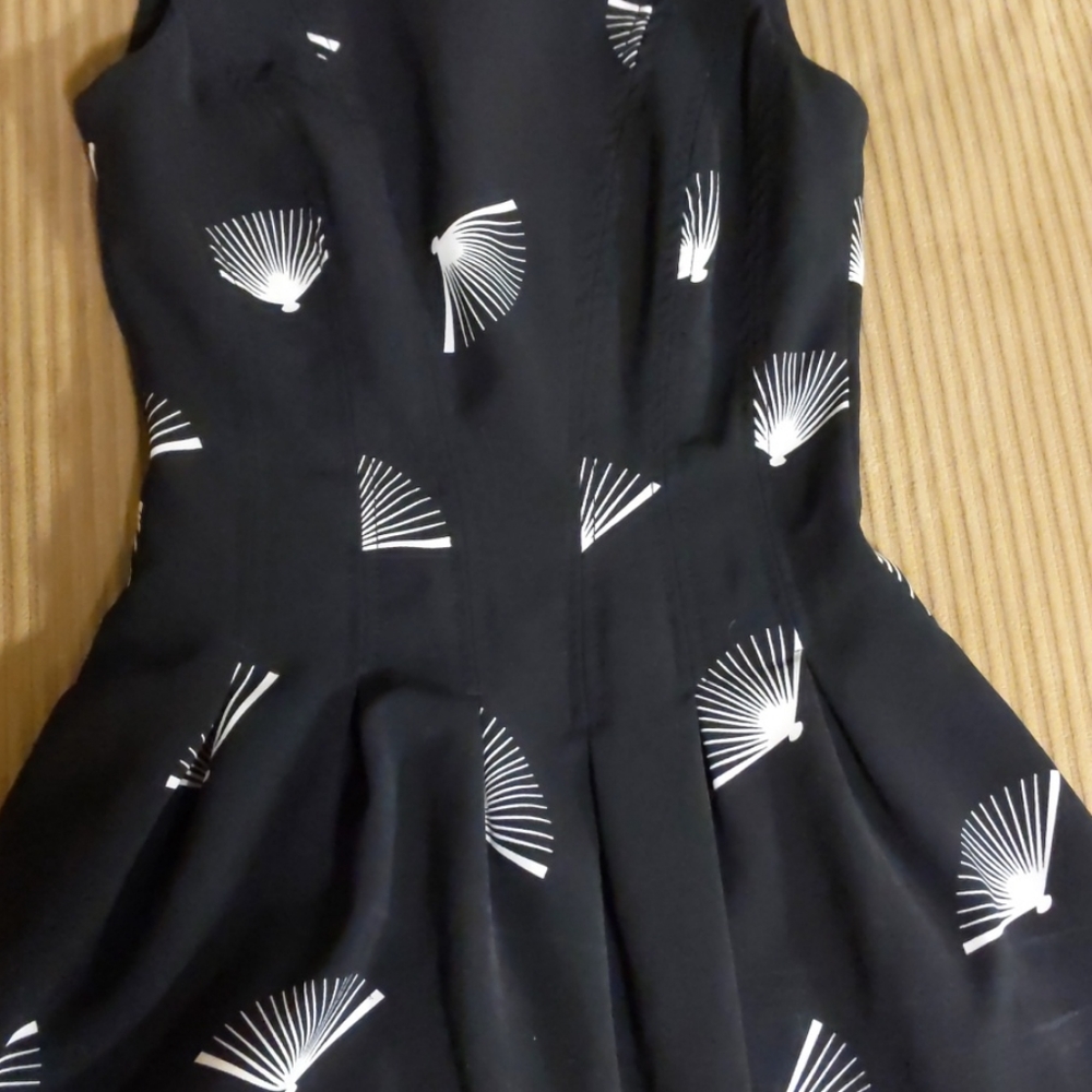 Fit+Flare Mini dress - Picture 4 of 4